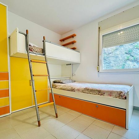 Roc Mar 3 3D - Apartamento Cerca Del Centro Y De La Playa - Terraza Con Vistas Al Mar Y Al Puerto Roses Eksteriør billede