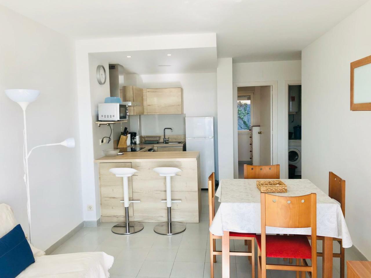 Roc Mar 3 3D - Apartamento Cerca Del Centro Y De La Playa - Terraza Con Vistas Al Mar Y Al Puerto Roses Eksteriør billede